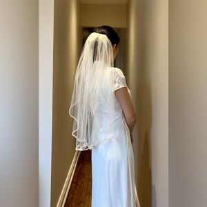 Cream Bridal Veil with Pearl-Trim, Hip-Length, Single Layer NWOT